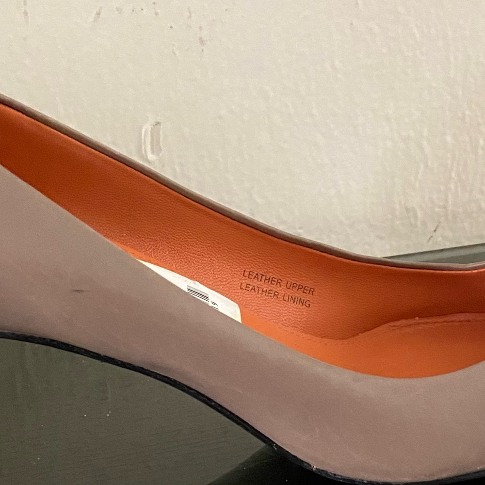 Chic Leather Heels - Brown and Orange